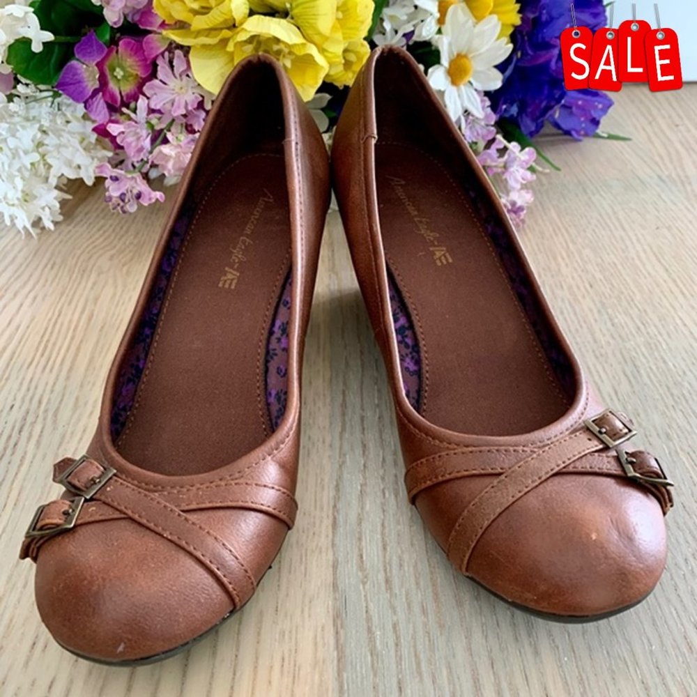 🪷 American Eagle Brown Wedge (10)